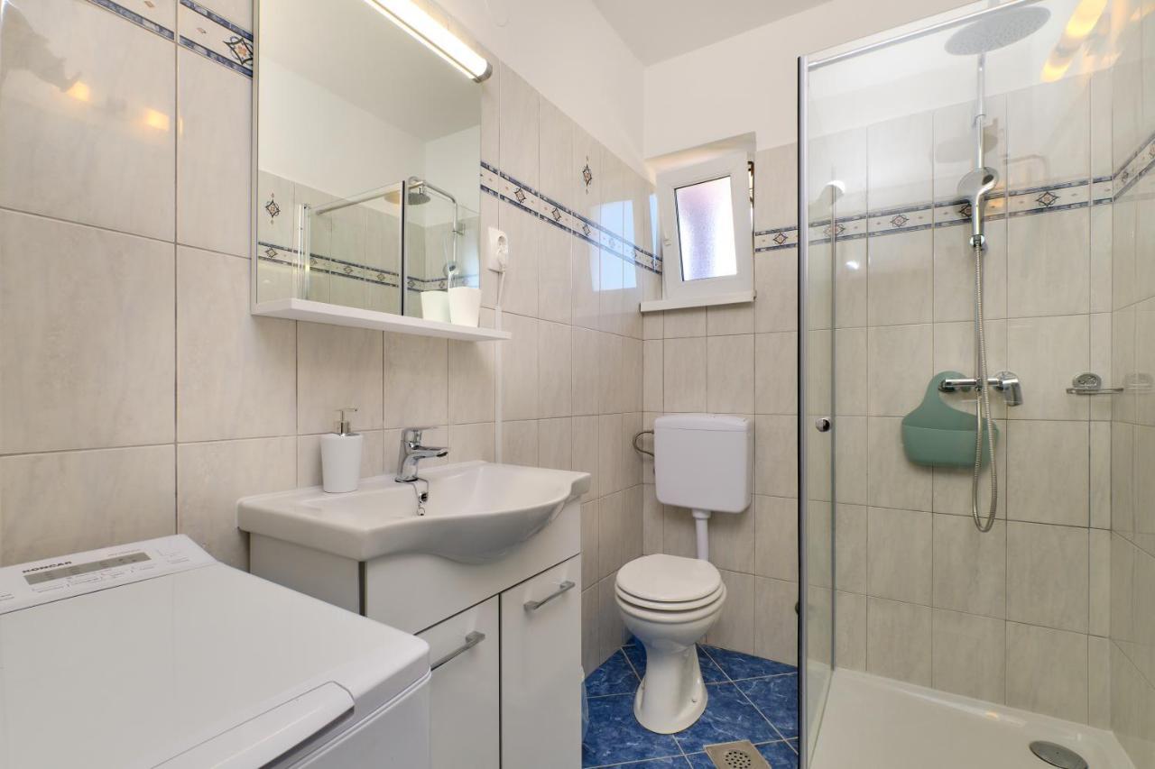 Apartmani Raic Mali Losinj Ngoại thất bức ảnh
