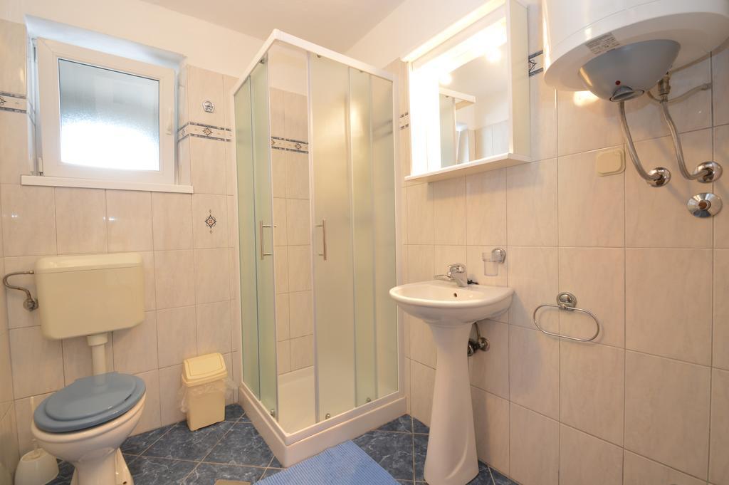 Apartmani Raic Mali Losinj Ngoại thất bức ảnh